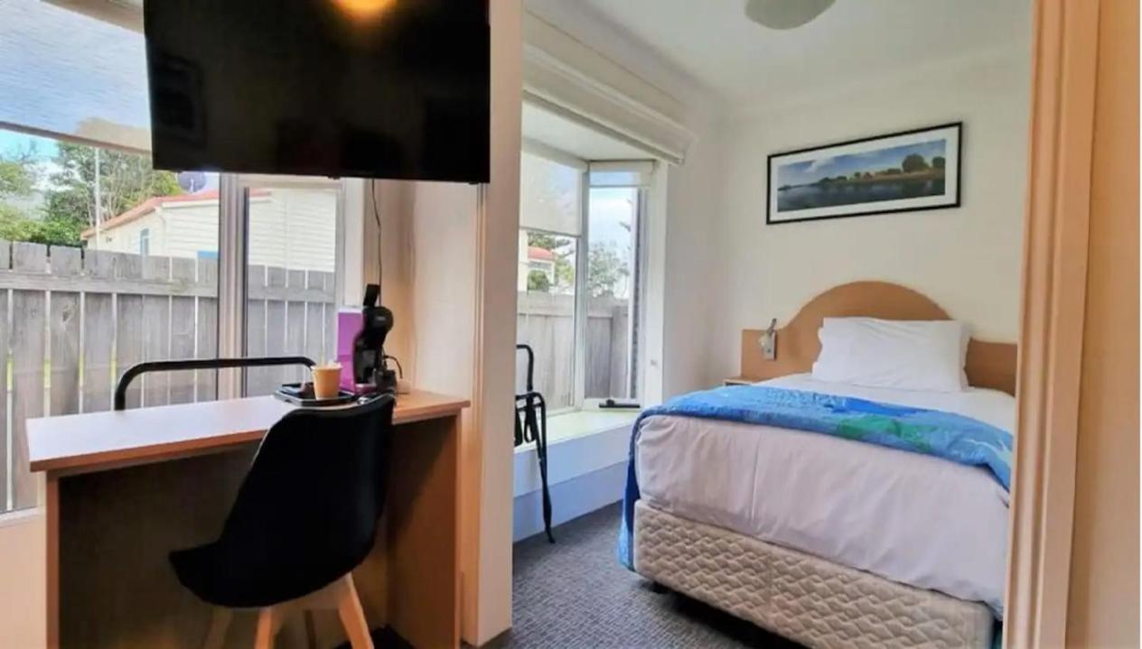 The Dannebrog Lodge Devonport Extérieur photo
