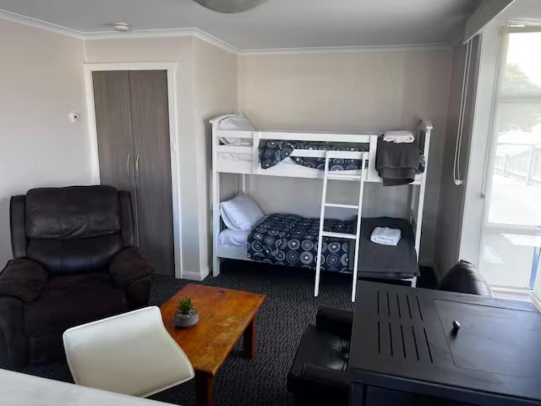 The Dannebrog Lodge Devonport Extérieur photo